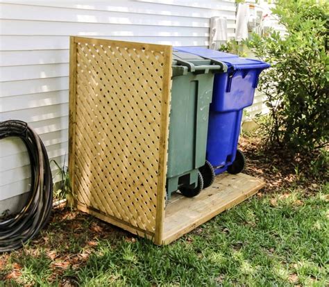 pallet and metal fence stake trash can.enclosure|trash can storage plans.